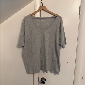 AE Basic Distressed V-Neck T-Shirt